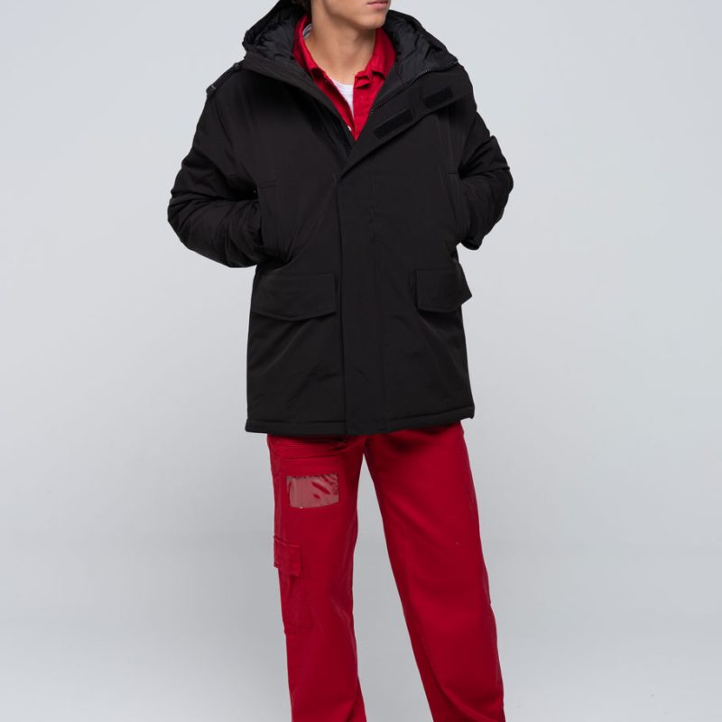 Modell 175cm. Størrelse S.