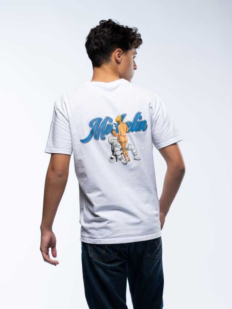 Størrelse: M - 180 cm høyde.