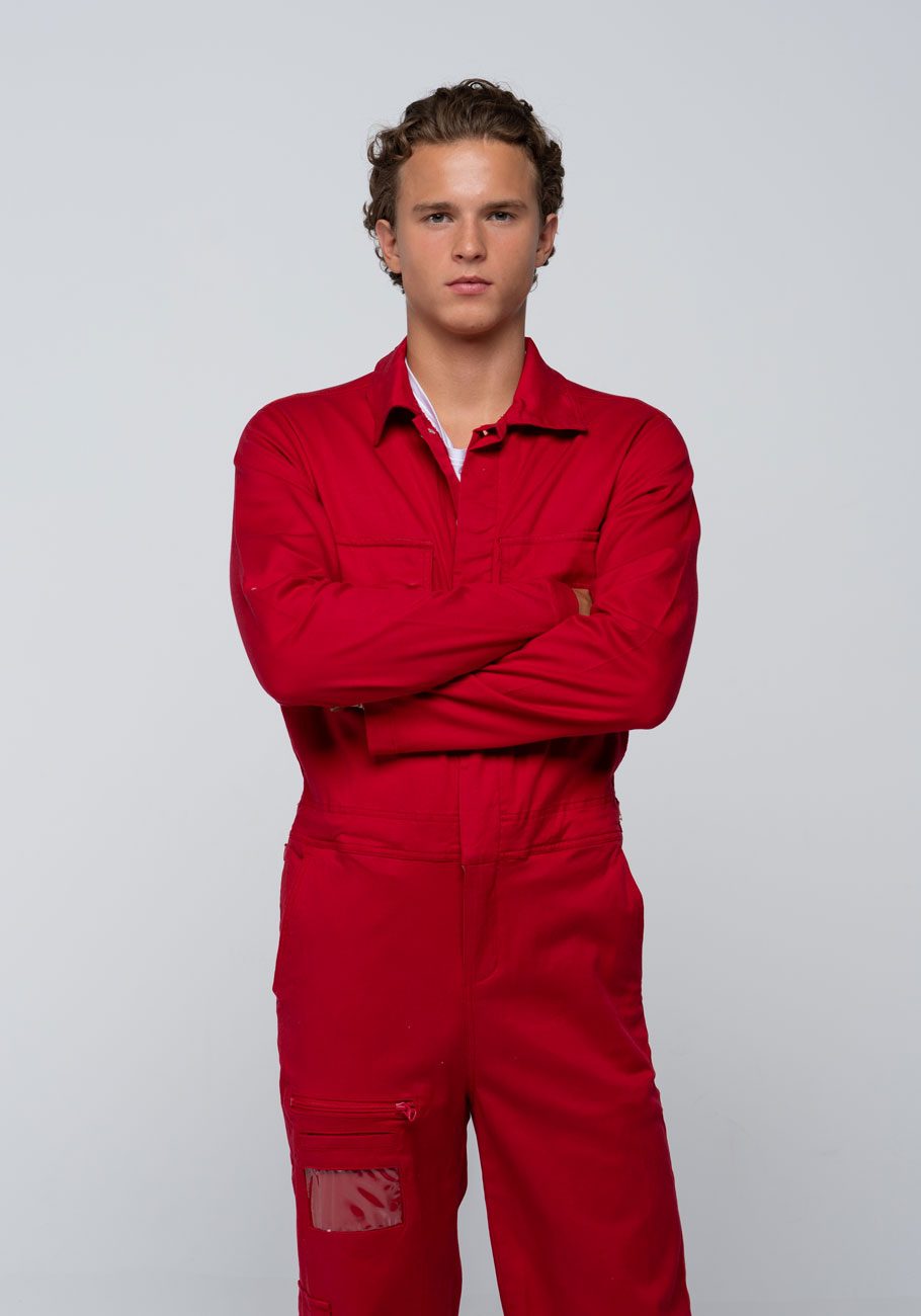 Modell 175cm. Størrelse S rød.