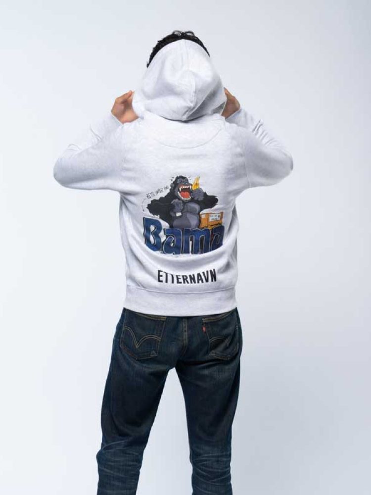 Størrelse: M - 180 cm høyde.