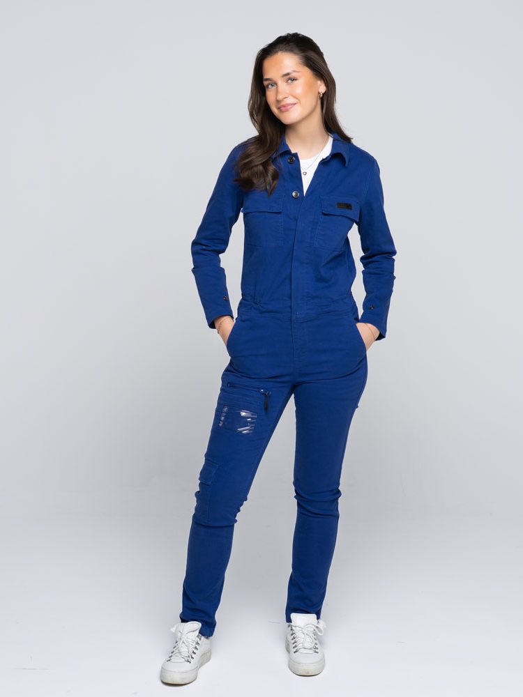 Russedress-model-x-slimfit-dame-blå