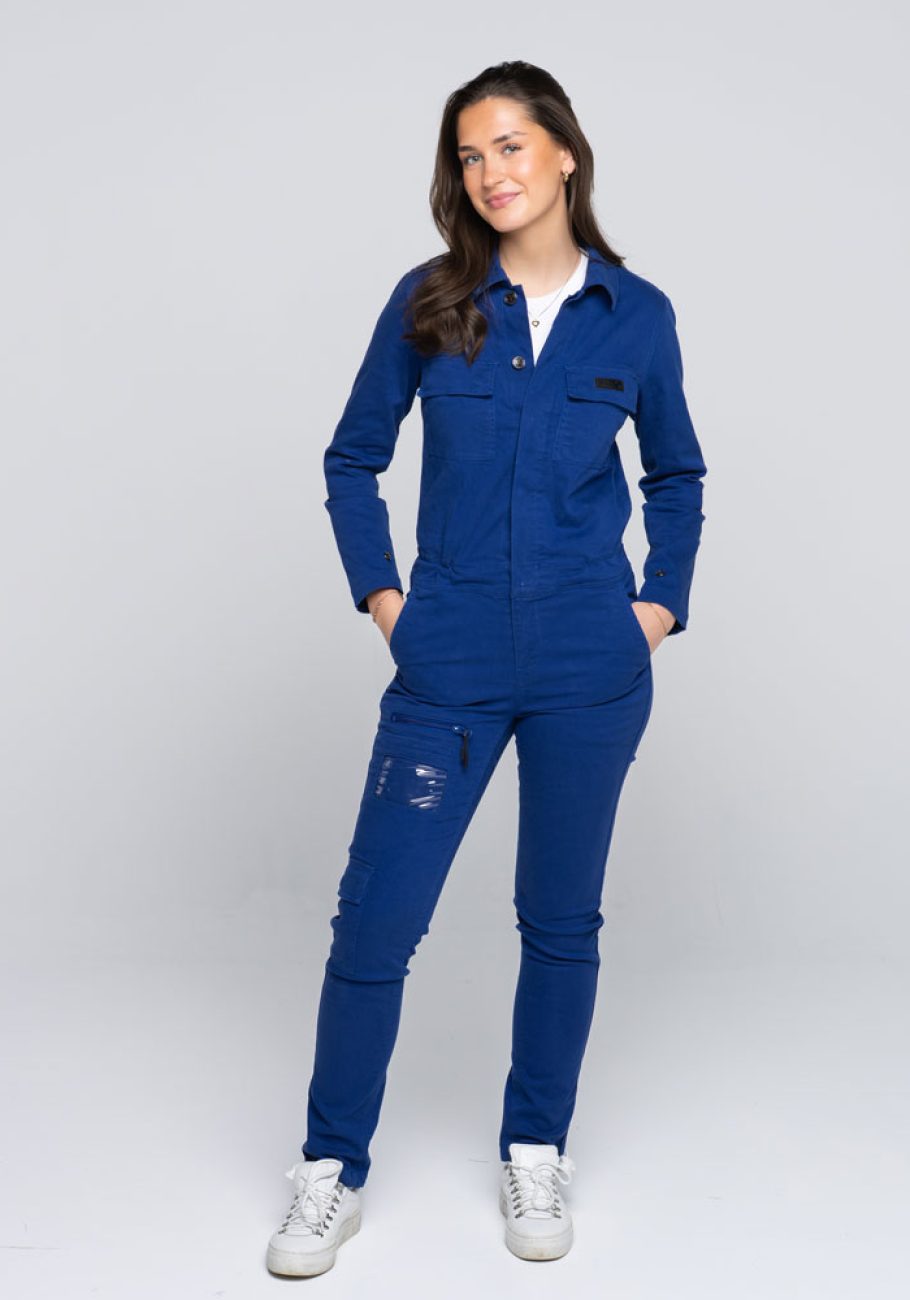 Russedress-model-x-slimfit-dame-blå